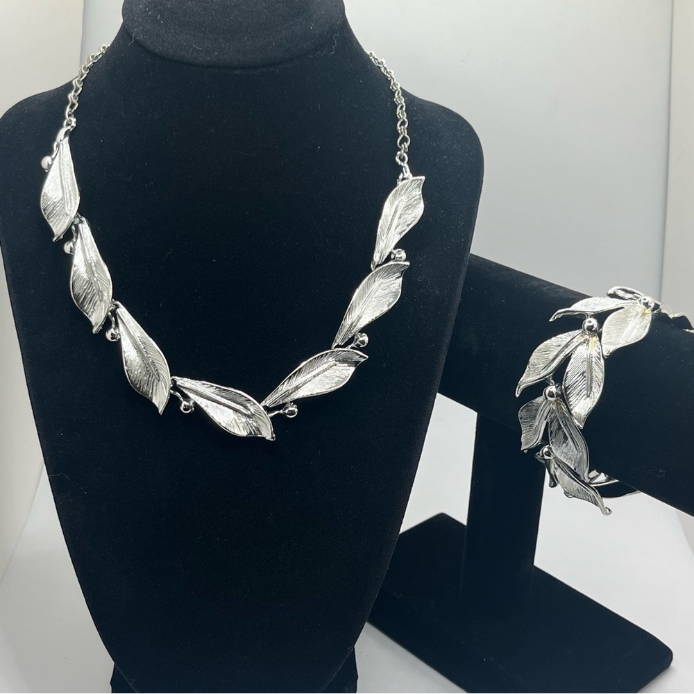 Vintage BSK Silver Tone Leaf Necklace & Bracelet Set Mid Century